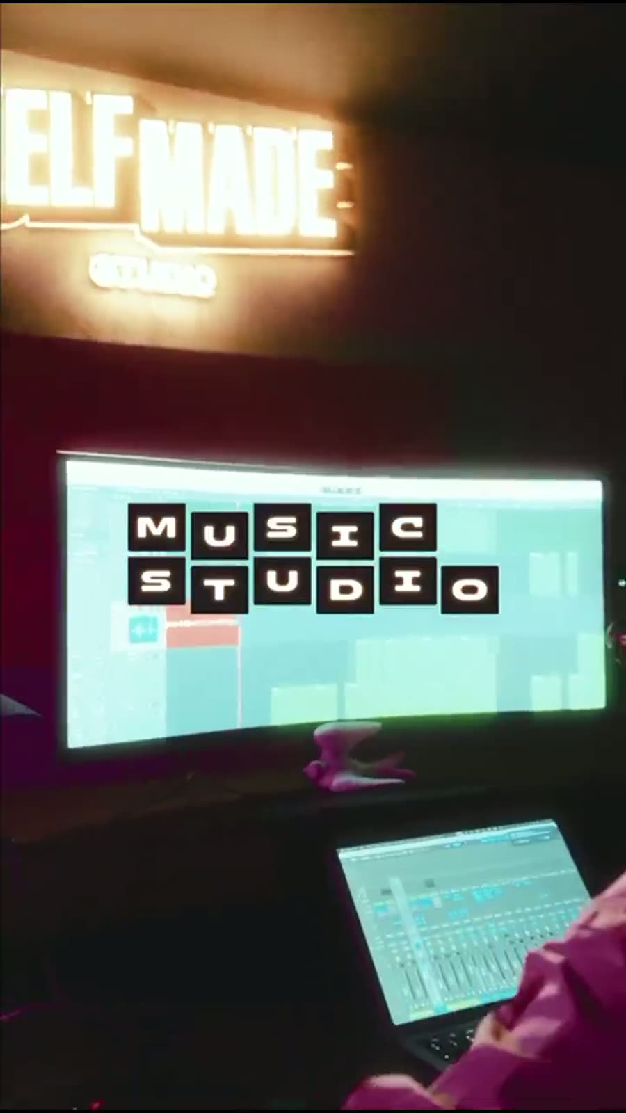 Live Bar